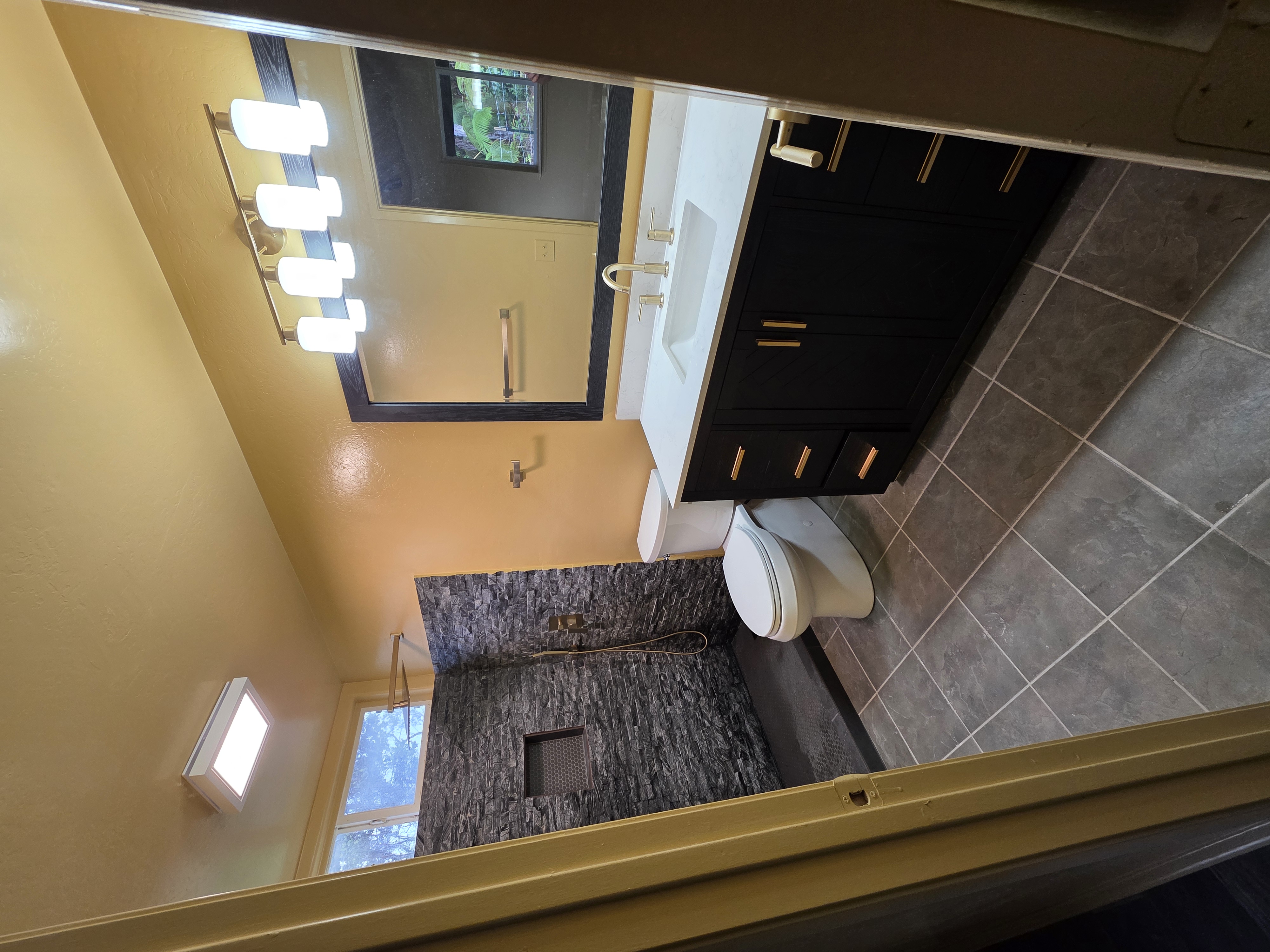 tile-installation project photo 7